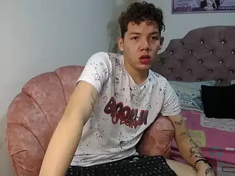 Snapshot of brutal_dirty_sex chatting on February 21, 2026, 3:02 pm brutal dirty sex online show from February 21, 2026, 3:02 pm