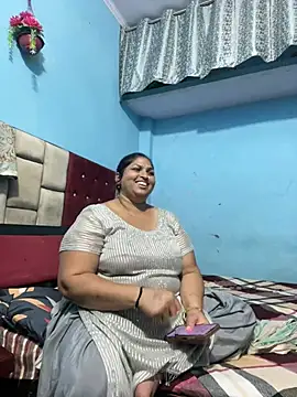 Snapshot of hotymarry chatting on June 2, 2026, 9:11 am hotymarry online show from June 2, 2026, 9:11 am