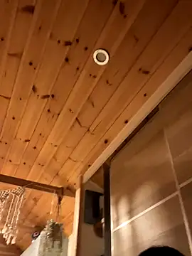 LillieOlive online show from September 19, 2025, 11:05 pm