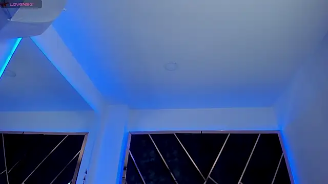 SusanaHenao online show from January 9, 2026, 6:21 pm