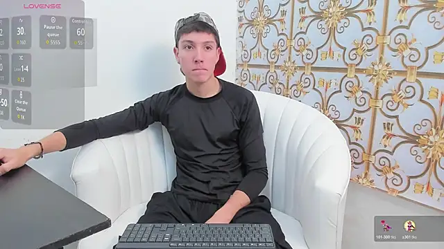 LittleDanny  online show from November 18, 2025, 2:54 pm