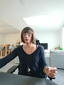 jenny5962 online show from December 16, 2025, 1:49 pm