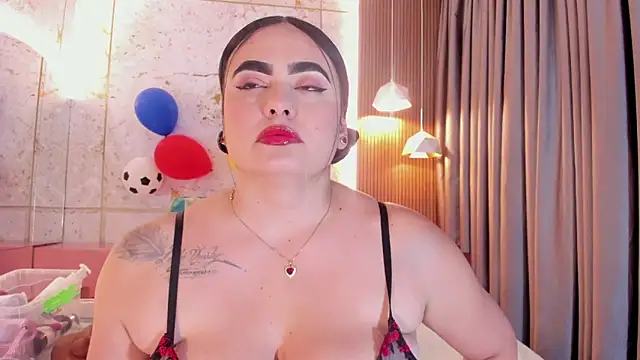 Snapshot of sofiiacarson chatting on June 16, 2026, 7:38 pm sofiiacarson online show from June 16, 2026, 7:38 pm