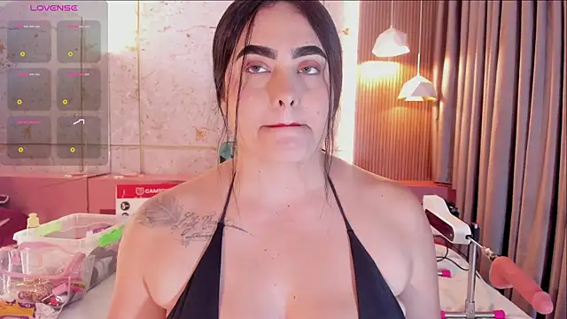 sofiiacarson online show from June 25, 2026, 7:40 pm