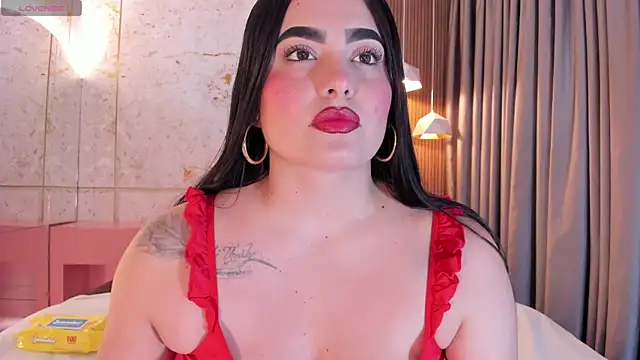 sofiiacarson online show from July 18, 2026, 7:28 pm