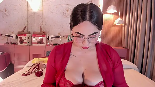 sofiiacarson online show from July 23, 2026, 7:34 pm