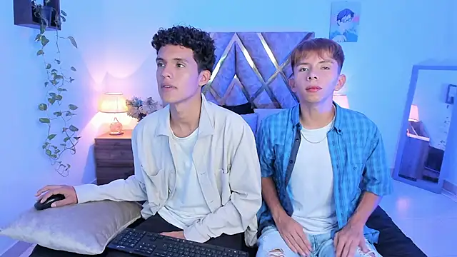 Snapshot of Hyunjin_Son chatting on October 30, 2025, 2:24 am Hyunjin Son online show from October 30, 2025, 2:24 am