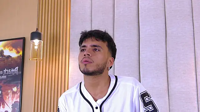 Snapshot of AlexanderJordan chatting on November 17, 2025, 11:32 pm AlexanderJordan online show from November 17, 2025, 11:32 pm