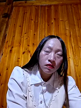 Snapshot of tcm-cute chatting on May 17, 2026, 2:35 pm tcm-cute online show from May 17, 2026, 2:35 pm