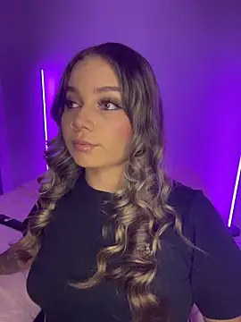 AnnyLopezzz  online show from October 5, 2025, 1:59 am