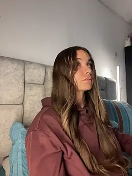 AnnyLopezzz  online show from July 14, 2026, 6:29 am