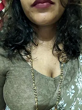 Snapshot of Spoorthi6_Kannada_Telugu chatting on February 10, 2026, 4:11 pm Spoorthi6 Kannada Telugu online show from February 10, 2026, 4:11 pm