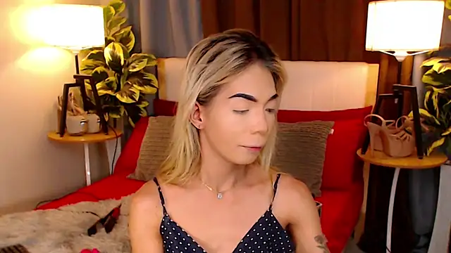 Snapshot of CelestinaMarquez0427 chatting on December 3, 2025, 4:20 am CelestinaMarquez0427 online show from December 3, 2025, 4:20 am