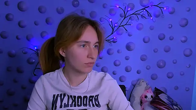 beauty ginger  online show from April 26, 2026, 7:22 pm