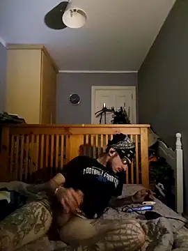 Snapshot of MODEST11_MMiILOO_AMARO chatting on October 11, 2025, 4:12 am MODEST11 MMiILOO AMARO online show from October 11, 2025, 4:12 am