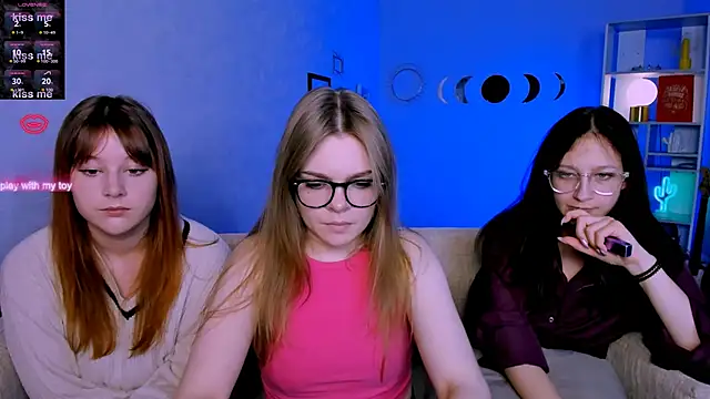 Snapshot of veronica_bubble chatting on December 1, 2025, 8:25 pm veronica bubble online show from December 1, 2025, 8:25 pm