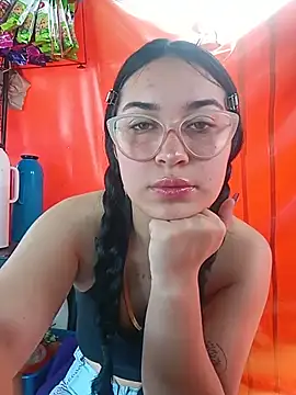 Snapshot of Sol_Sunny chatting on May 24, 2026, 2:44 pm Sol Sunny online show from May 24, 2026, 2:44 pm