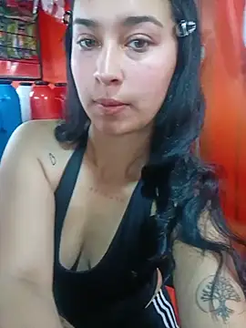 Snapshot of Sol_Sunny chatting on July 20, 2026, 9:28 pm Sol Sunny online show from July 20, 2026, 9:28 pm