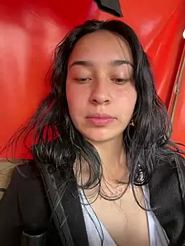 Snapshot of Sol_Sunny chatting on July 23, 2026, 8:51 pm Sol Sunny online show from July 23, 2026, 8:51 pm