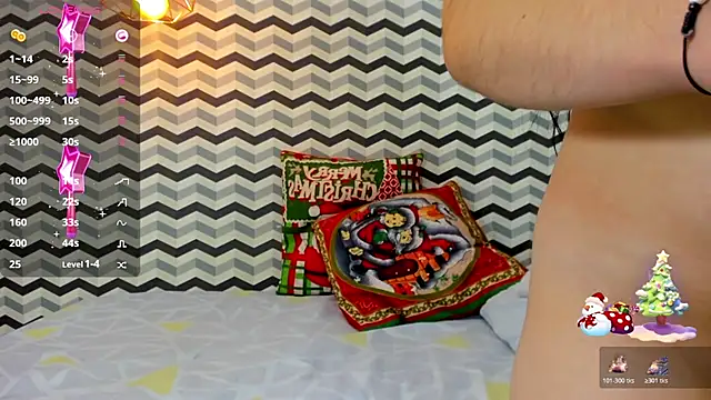 MOLLYSPENCER1 online show from December 13, 2025, 7:53 pm