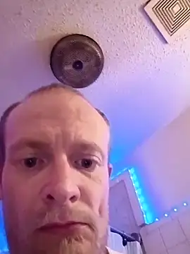 Snapshot of txfreak817 chatting on December 2, 2025, 9:03 am txfreak817 online show from December 2, 2025, 9:03 am