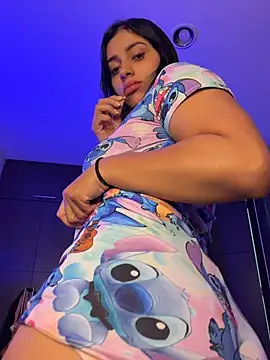 AlannaEvons online show from April 27, 2026, 3:48 am