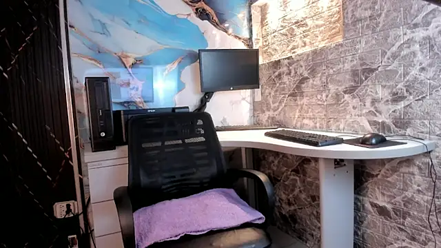 Melissa Foox1 online show from September 8, 2025, 7:35 pm