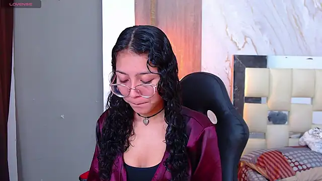 Snapshot of honeymoon_12 chatting on July 23, 2026, 7:28 am honeymoon 12 online show from July 23, 2026, 7:28 am