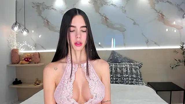 SolAvelar online show from March 20, 2026, 11:42 pm