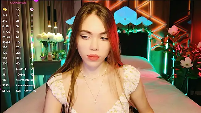 MimiFors online show from September 10, 2025, 4:40 pm