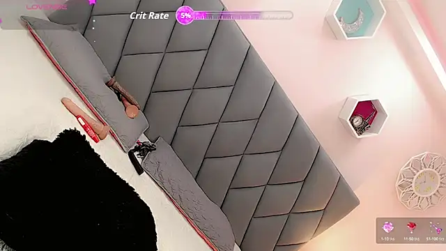 Amira Ember online show from September 30, 2025, 8:25 pm