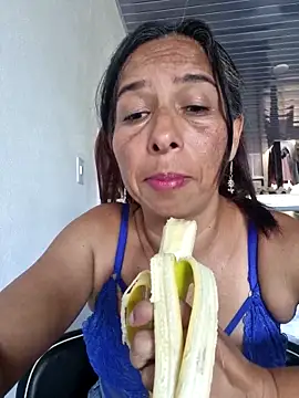 maleja23 online show from October 8, 2025, 9:23 pm