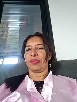 maleja23 online show from October 15, 2025, 1:55 pm