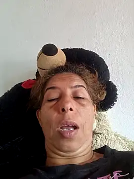 maleja23 online show from March 16, 2026, 1:26 pm