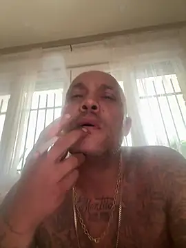 gitanomadrid online show from May 5, 2026, 9:39 am