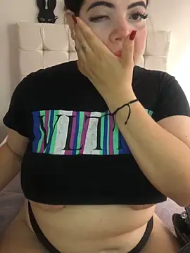 Kuromy x online show from February 9, 2026, 6:23 pm