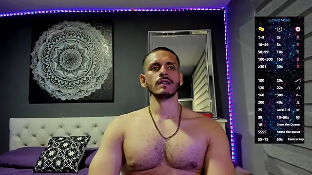 Snapshot of TianZilac chatting on September 30, 2025, 11:43 pm TianZilac online show from September 30, 2025, 11:43 pm