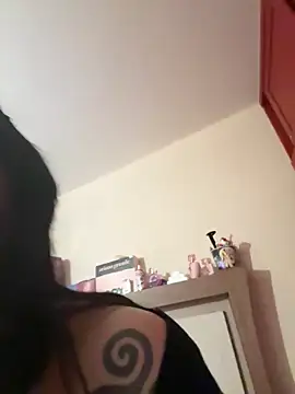 Snapshot of LaGueraDelMar chatting on October 26, 2025, 11:05 am LaGueraDelMar online show from October 26, 2025, 11:05 am