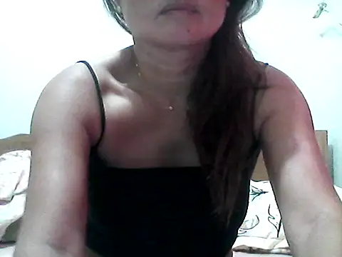 nathalie0045 online show from September 23, 2025, 6:55 pm