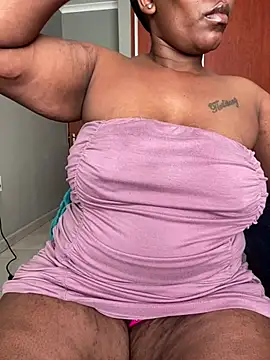 Snapshot of fatpussydallx chatting on July 25, 2026, 9:51 am fatpussydallx online show from July 25, 2026, 9:51 am