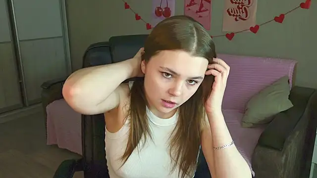 LeksaLove online show from May 7, 2026, 5:18 pm