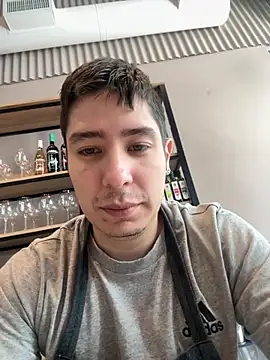 Snapshot of 9999Alez chatting on November 6, 2025, 2:29 pm 9999Alez online show from November 6, 2025, 2:29 pm