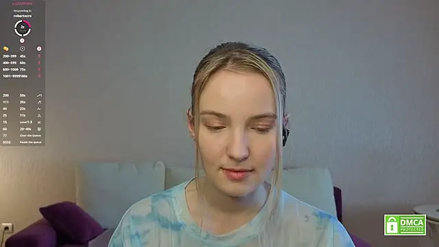 Snapshot of HongTomczak chatting on July 10, 2026, 8:18 am HongTomczak online show from July 10, 2026, 8:18 am