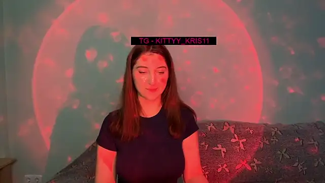 Snapshot of kitty_kristy1 chatting on November 30, 2025, 11:20 pm kitty kristy1 online show from November 30, 2025, 11:20 pm