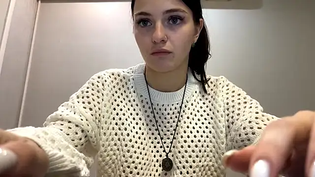 Snapshot of TianaWidell chatting on September 30, 2025, 2:44 pm TianaWidell online show from September 30, 2025, 2:44 pm