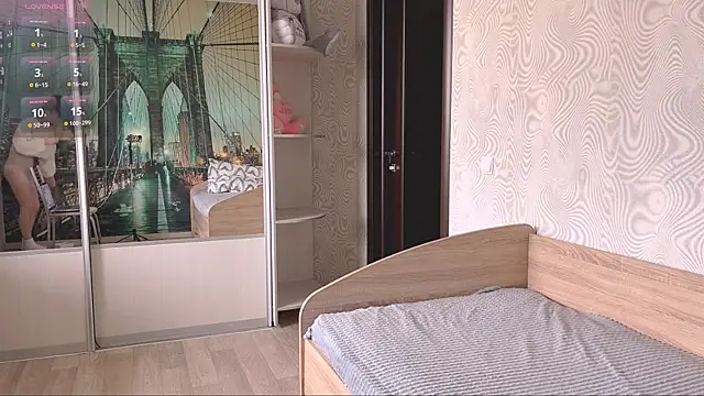 Snapshot of TianaWidell chatting on October 23, 2025, 5:29 am TianaWidell online show from October 23, 2025, 5:29 am