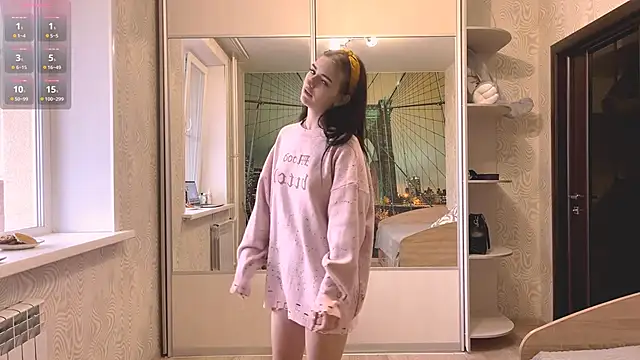 Snapshot of TianaWidell chatting on November 4, 2025, 5:17 am TianaWidell online show from November 4, 2025, 5:17 am