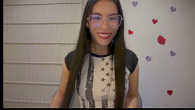 sasha jonne online show from July 6, 2026, 1:57 am