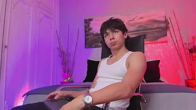 Tyler durten online show from July 10, 2026, 1:43 am