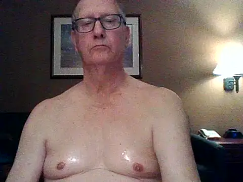 Snapshot of camminmichaellll chatting on January 9, 2025, 3:47 am camminmichaellll online show from January 9, 2025, 3:47 am